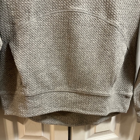 Lululemon Catch A Moment Crew - Picture 4 of 4